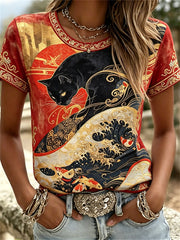 Damen-T-Shirts mit japanischem Kunstprint: Schwarze Katze und Meereswellen